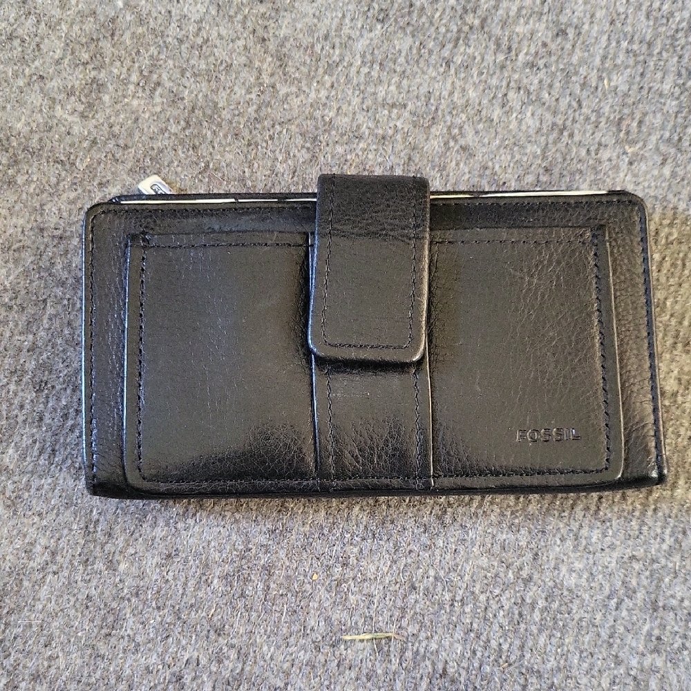 Fossil Black Leather Clutch Wallet